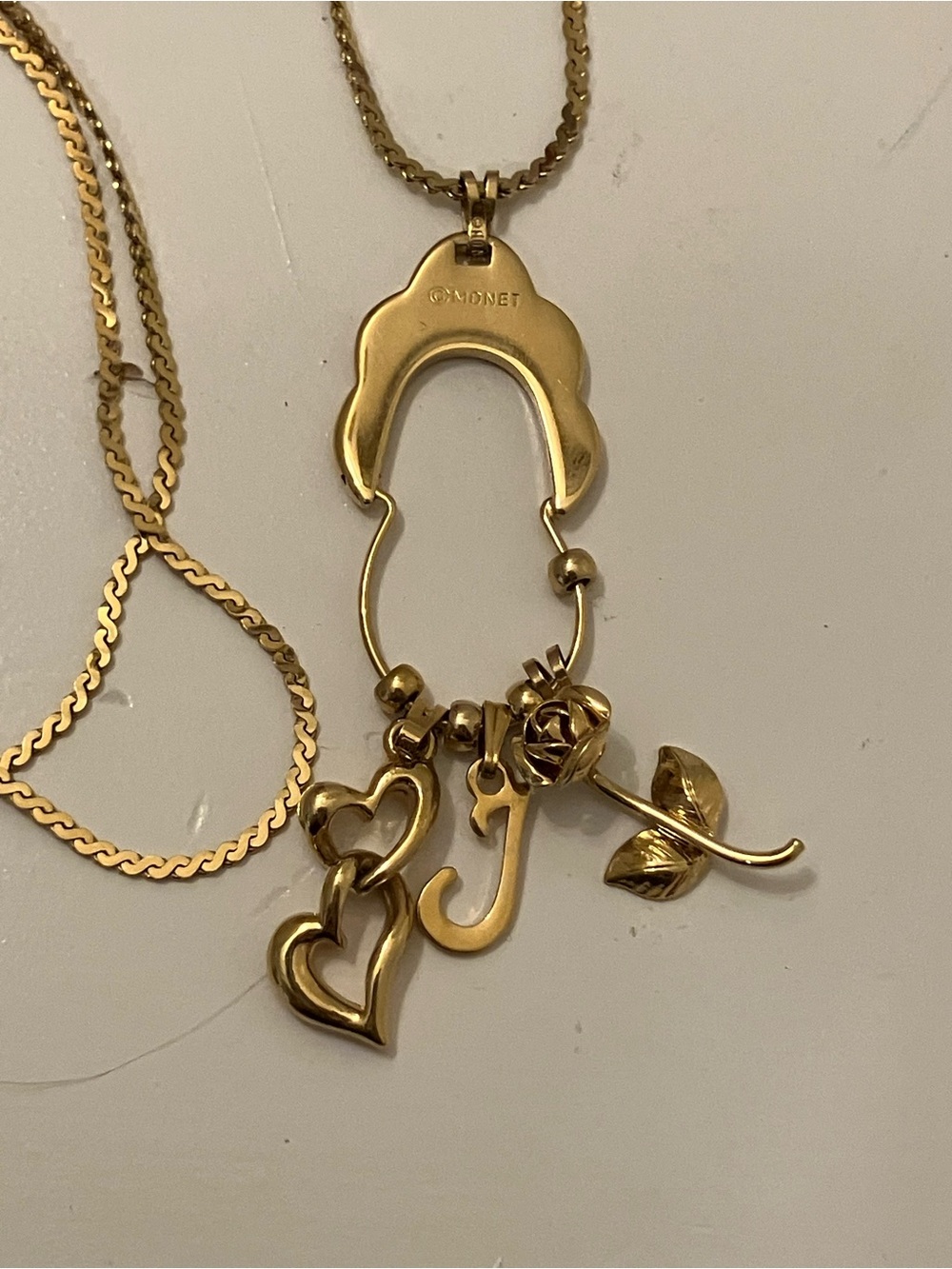 Vtg Monet 27" Gold-Tone Serpentine Chain w Charm Holder Pendant and 3 Charms